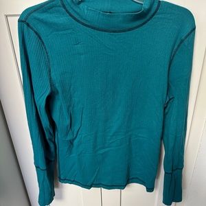 We the free turtleneck